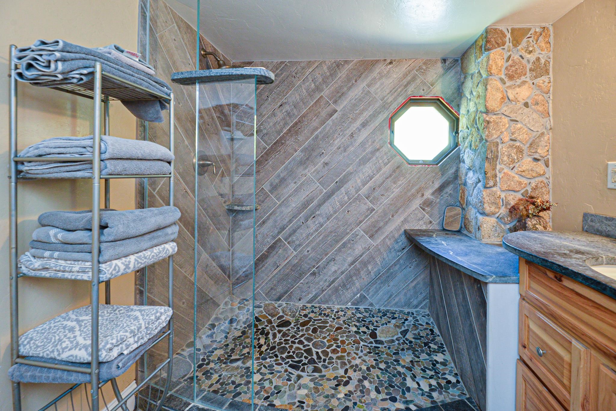 31 Farm Road Kingston, NH 03848 - Photo 24 of 40