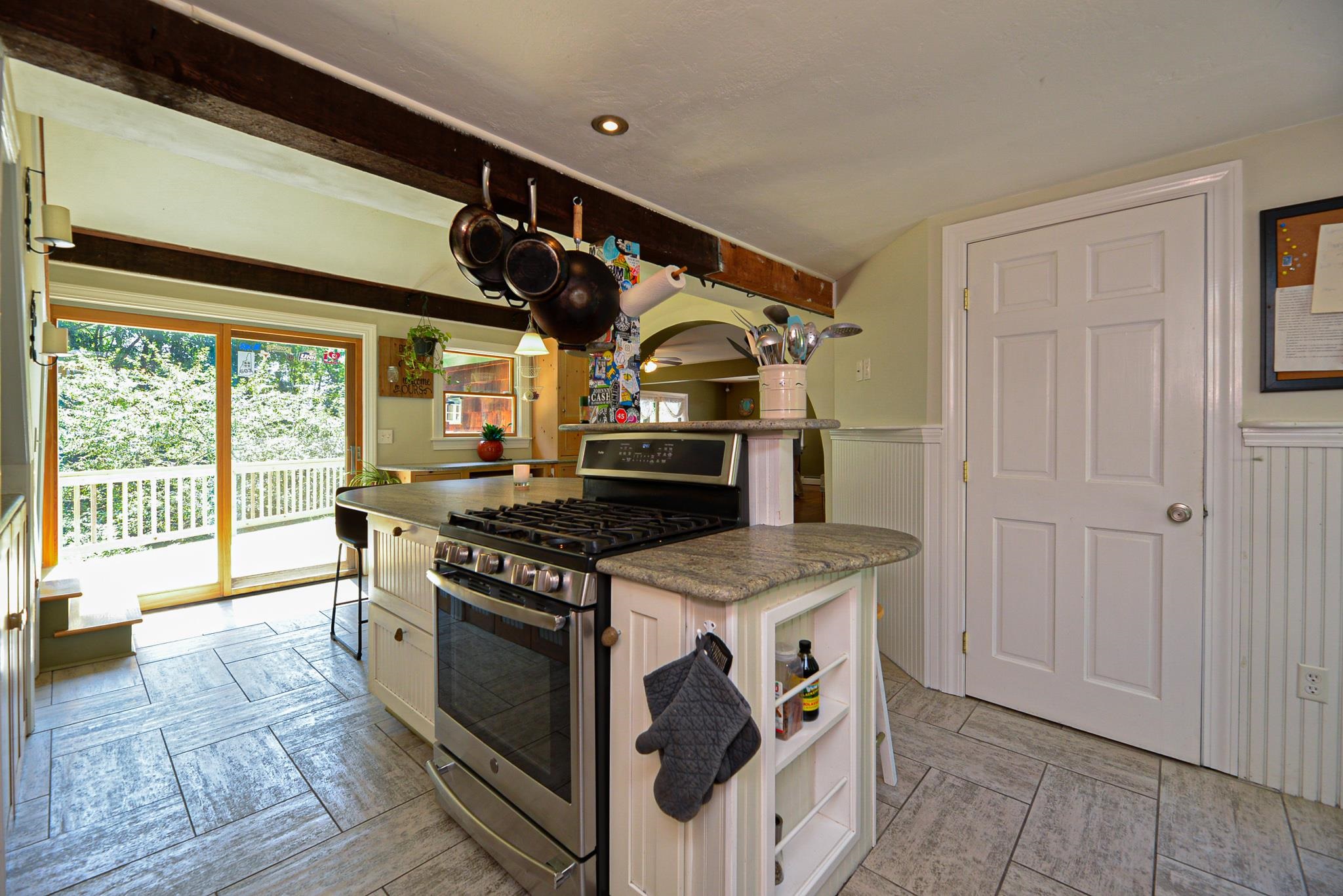 31 Farm Road Kingston, NH 03848 - Photo 33 of 40