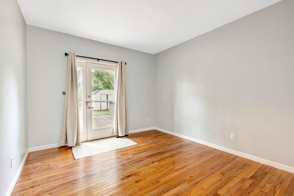 3069 Whitlow Road Columbus, OH 43232 - Photo 17 of 36 Gallery Image 17