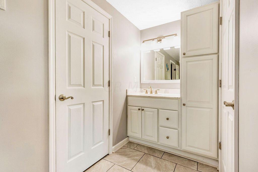 3069 Whitlow Road Columbus, OH 43232 - Photo 21 of 36 Gallery Image 21