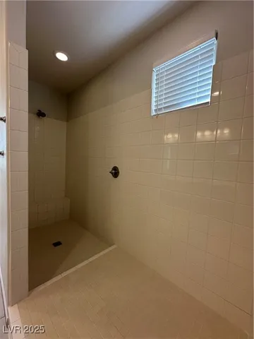 $2,895 | 11585 Salt Creek Avenue, Las Vegas, NV 89138