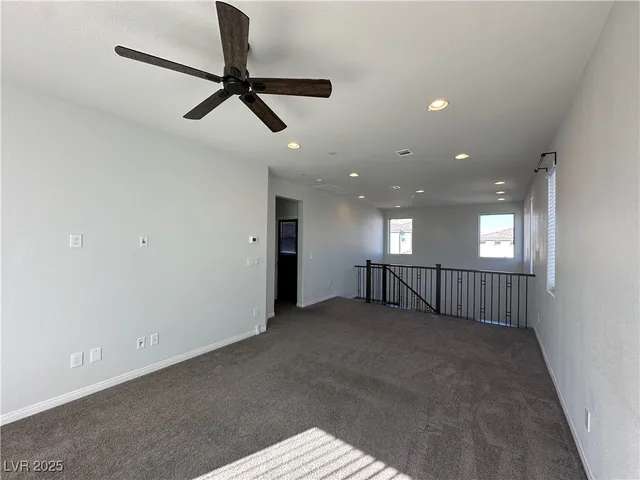 $2,895 | 11585 Salt Creek Avenue, Las Vegas, NV 89138