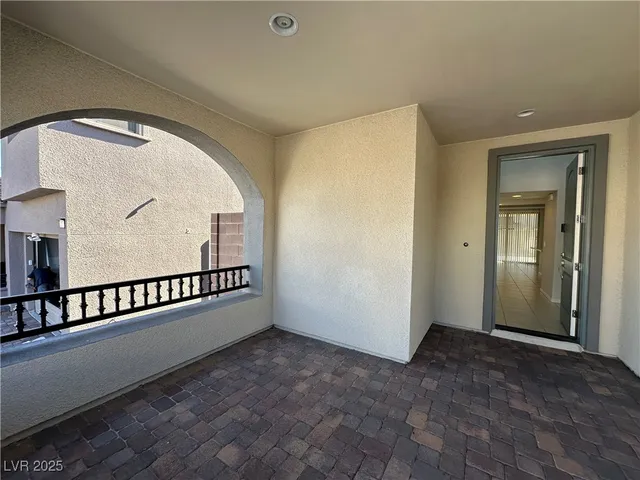 $2,895 | 11585 Salt Creek Avenue, Las Vegas, NV 89138