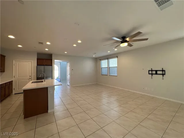$2,895 | 11585 Salt Creek Avenue, Las Vegas, NV 89138