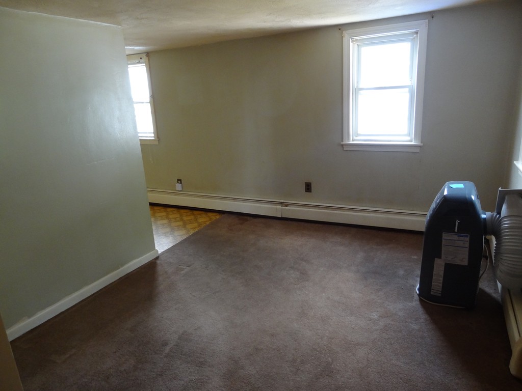 11 Gordon Road Medford, MA 02155 - Photo 4 of 8 Gallery Image 4