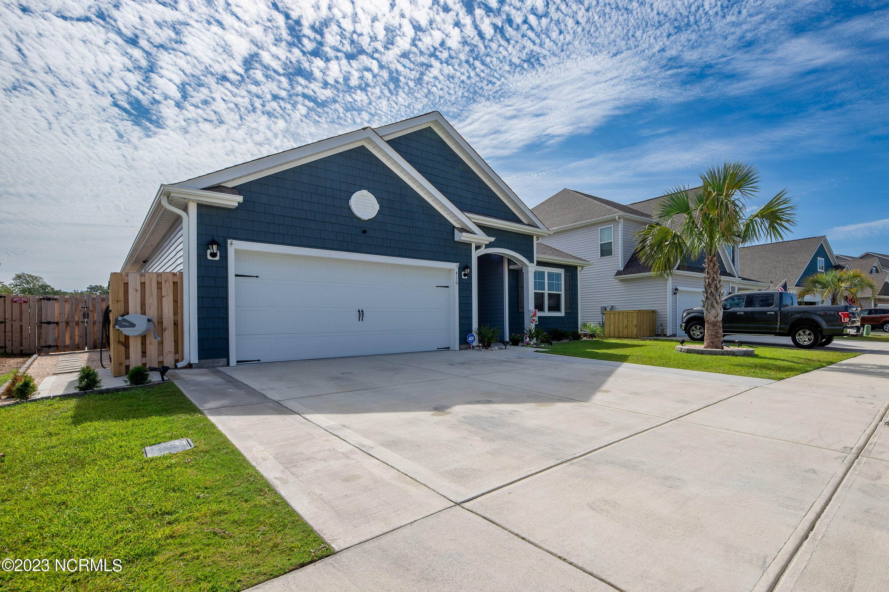 416 Edgewater Way Surf City, NC 28445 - Photo 3 of 35 Front