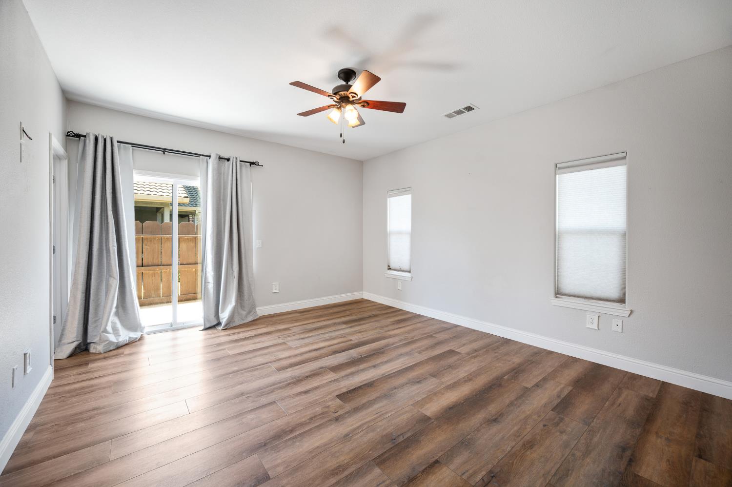 4530 Maximus Road Denair, CA 95316 - Photo 16 of 31