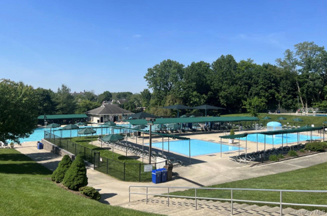508 New Rochelle Road, Unit 2 Bronxville, NY 10708 - Photo 12 of 18 Lake Isle CC pool