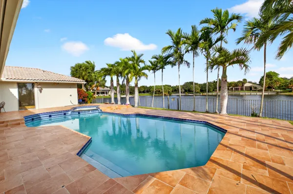 $1,950,000 | 1940 Southwest 7th Place, Boca Raton, FL 33486