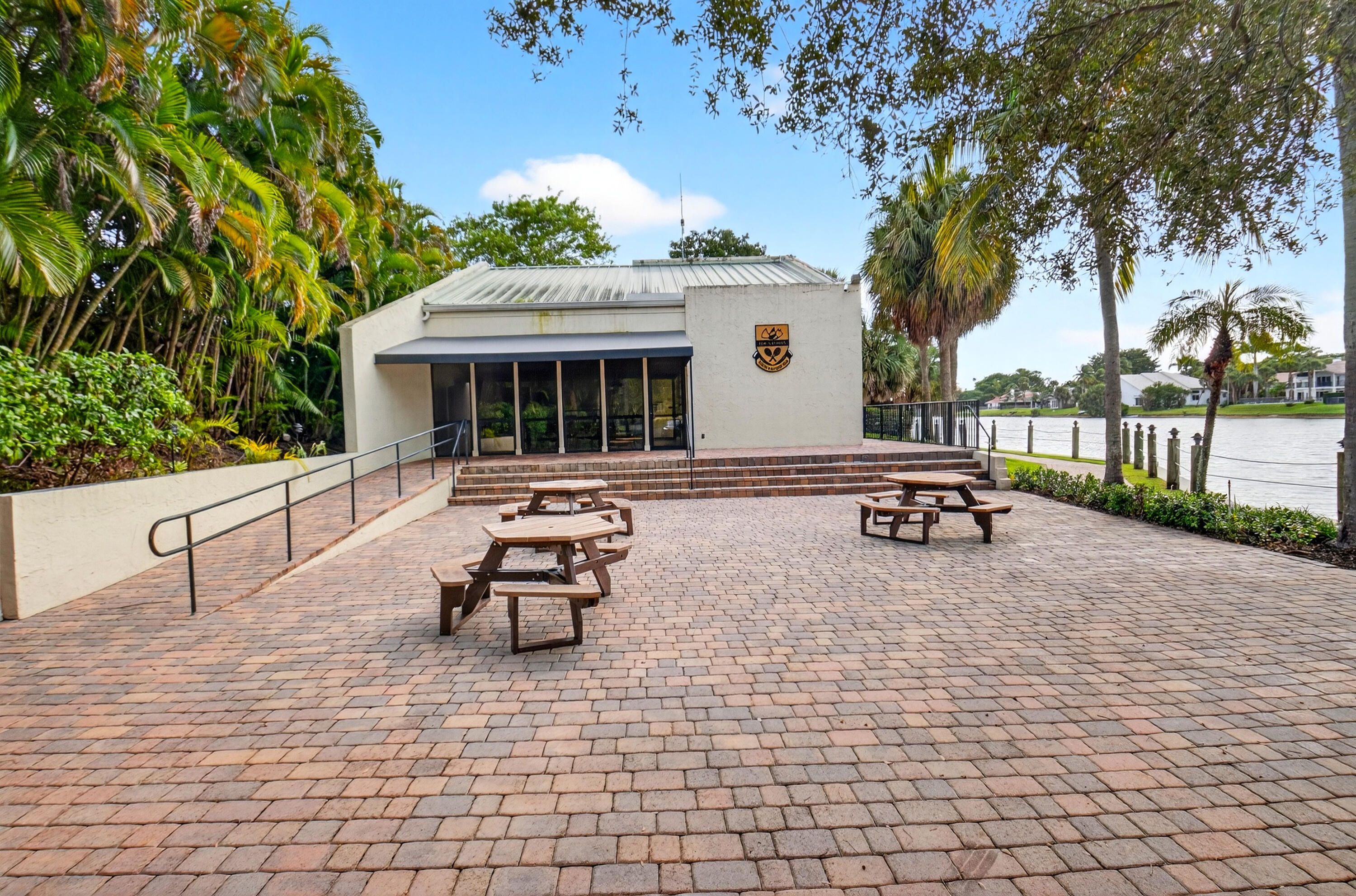 1940 Southwest 7th Place Boca Raton, FL 33486 - Photo 45 of 49 Picnic Area