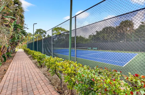 $1,950,000 | 1940 Southwest 7th Place, Boca Raton, FL 33486