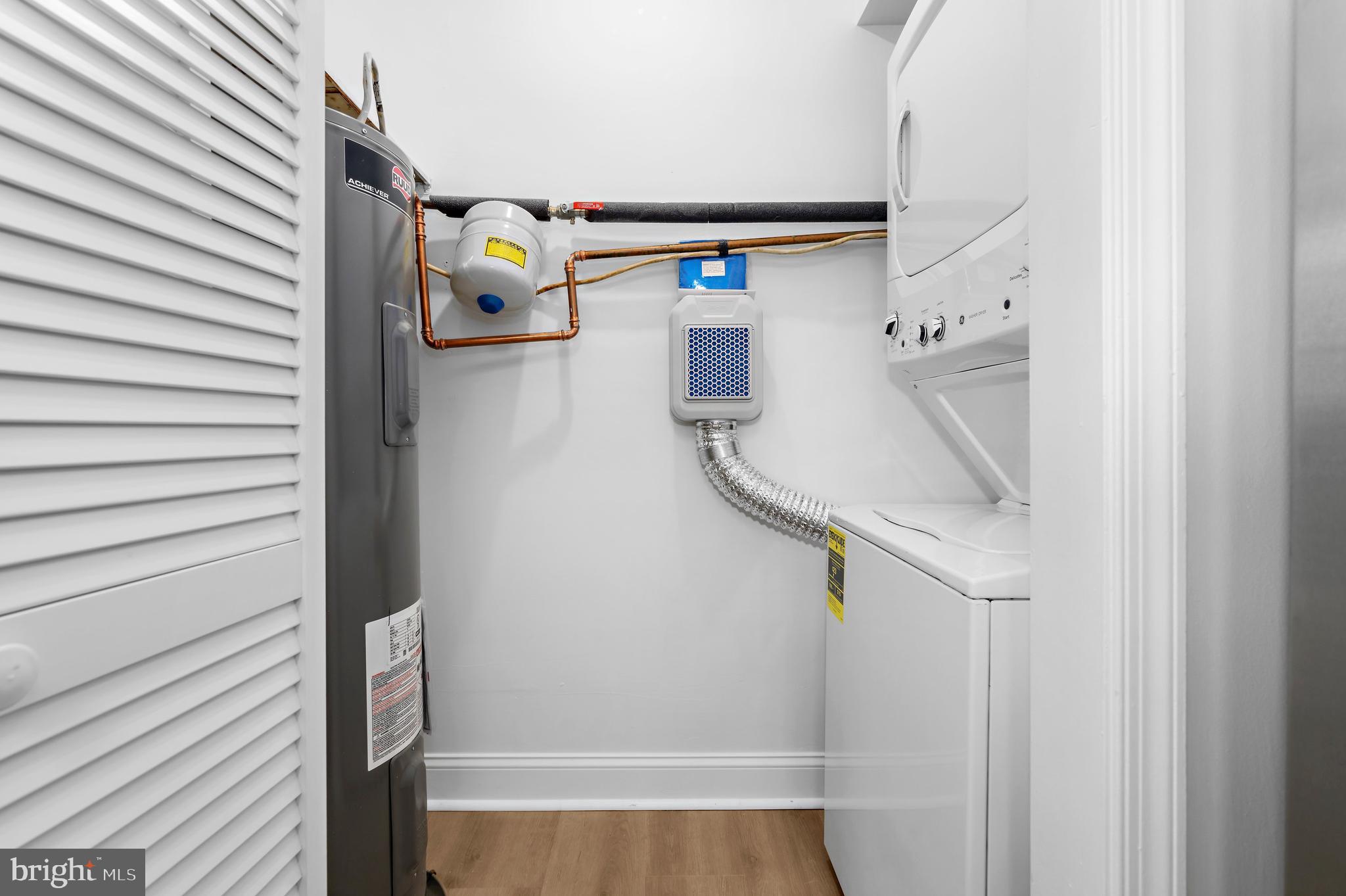 615 Bywater Road Annapolis, MD 21401 - Photo 24 of 28 a view of entryway