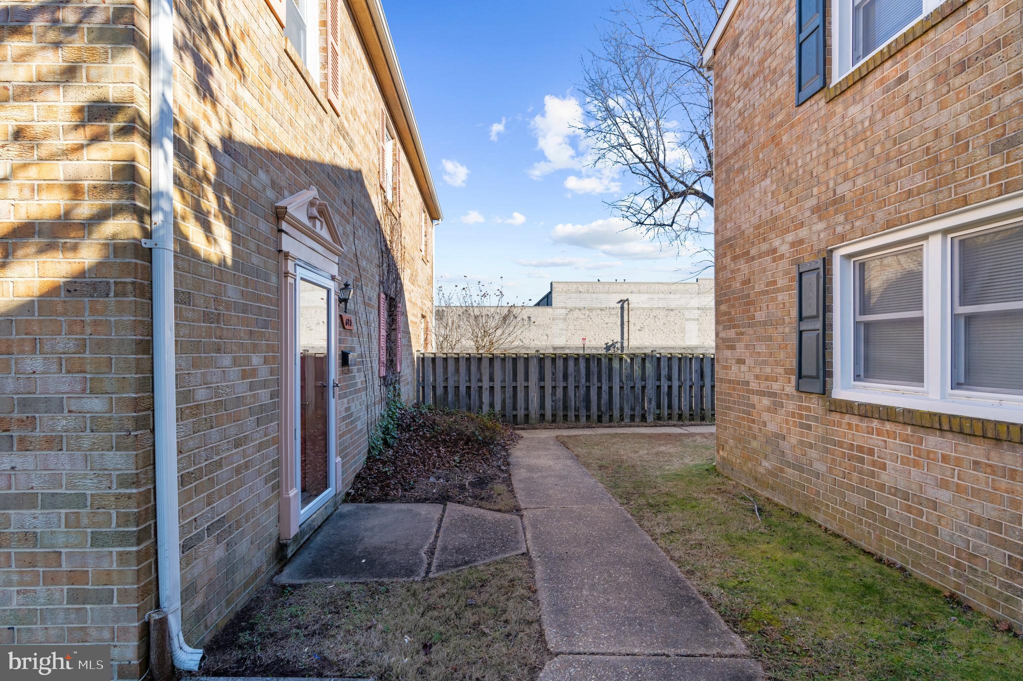 615 Bywater Road Annapolis, MD 21401 - Photo 27 of 28 a view of a pathway both side of house
