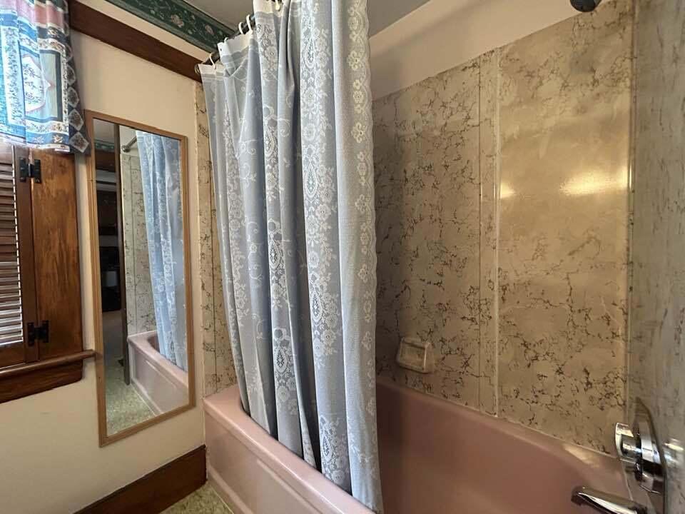 29 Tenney Hill Road Kittery Point, ME 03905 - Photo 11 of 21 Bathroom