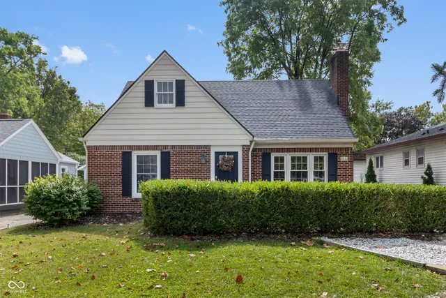 $344,900 | 2533 Kessler Blvd E Drive, Indianapolis, IN 46220