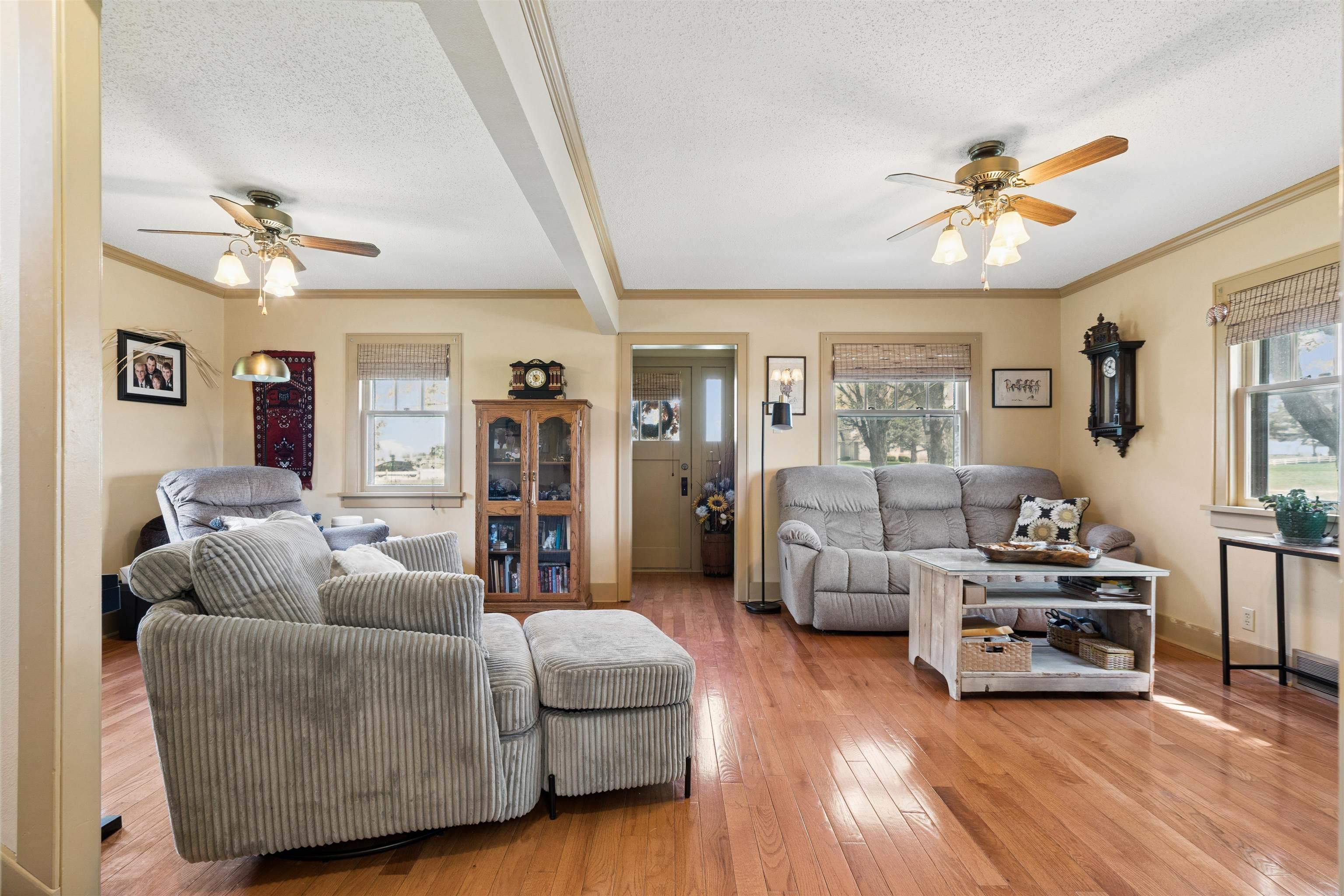 2393 Glenville Road Decorah, IA 52101 - Photo 10 of 36 Gallery Image 10