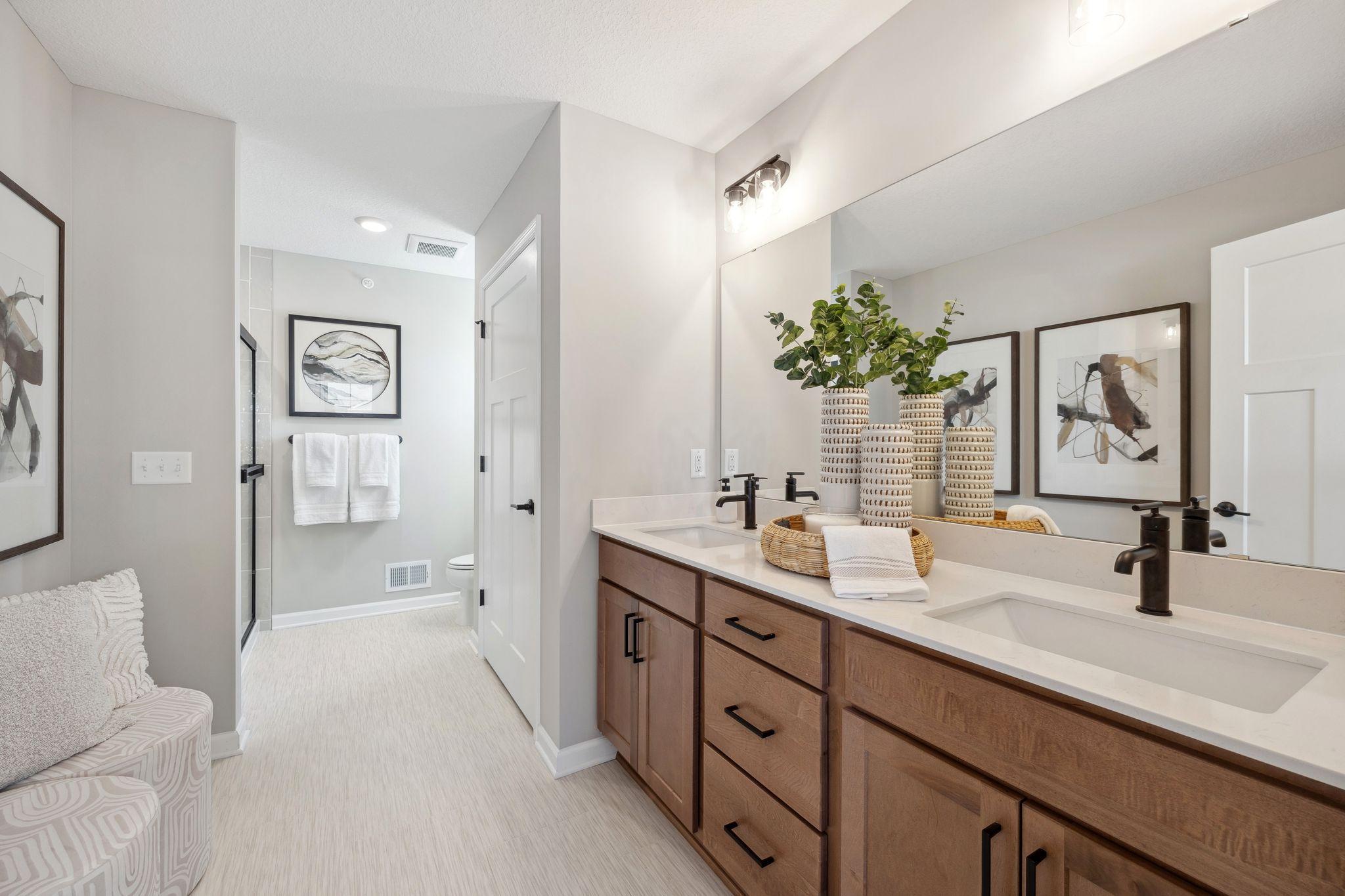 1531 Traverse Lane St. Paul, MN 55118 - Photo 11 of 14