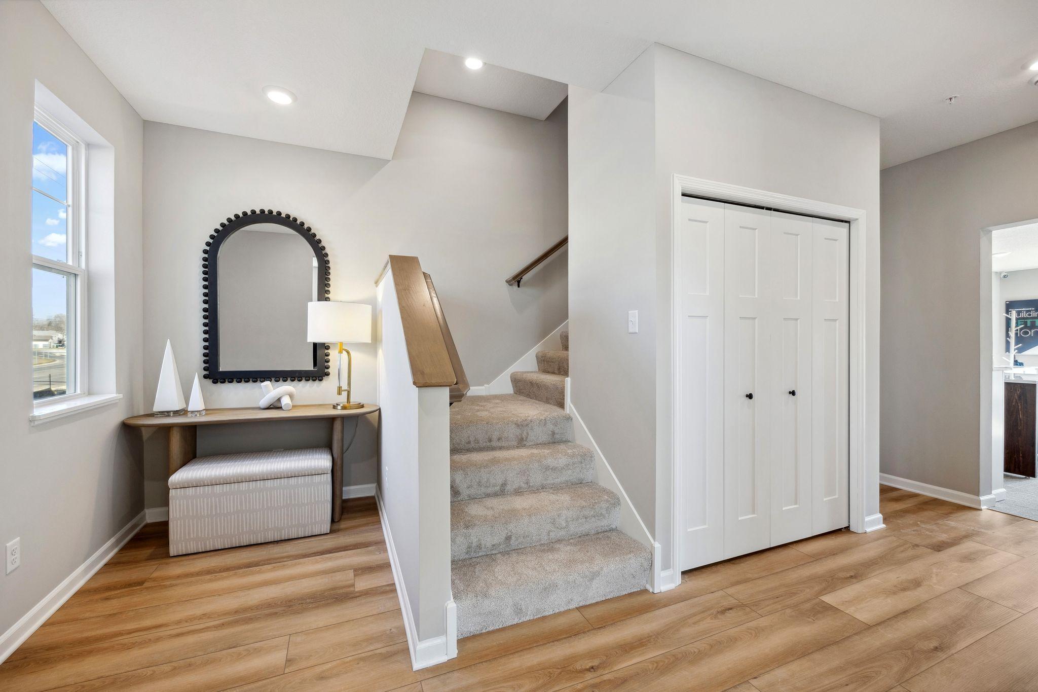 1531 Traverse Lane St. Paul, MN 55118 - Photo 3 of 14