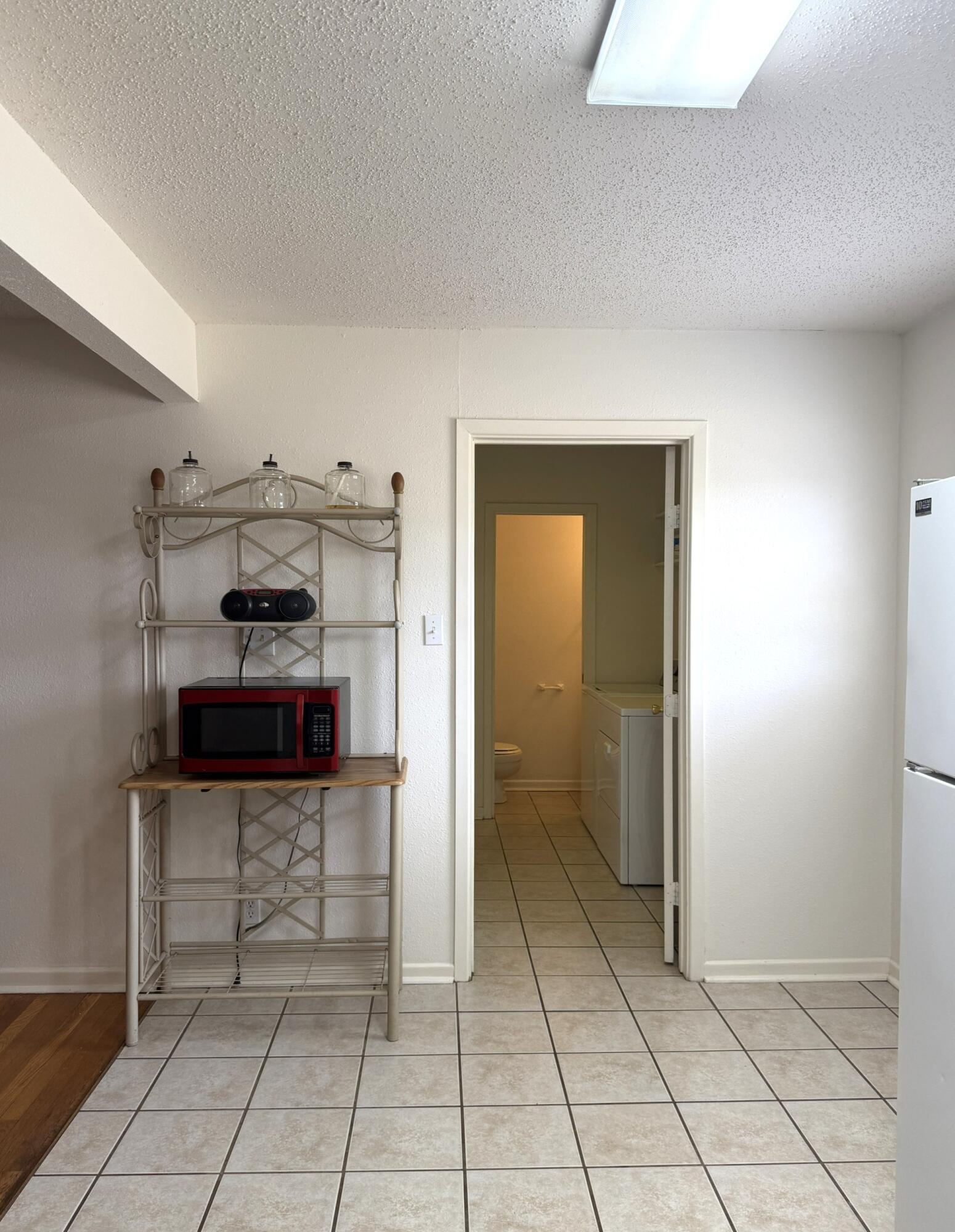 4420 37th Street Lubbock, TX 79414 - Photo 4 of 19 K4