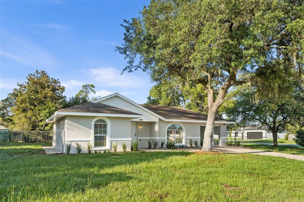 3988 Southwest 169th Ln Road Ocala, FL 34473 - Photo 2 of 37
