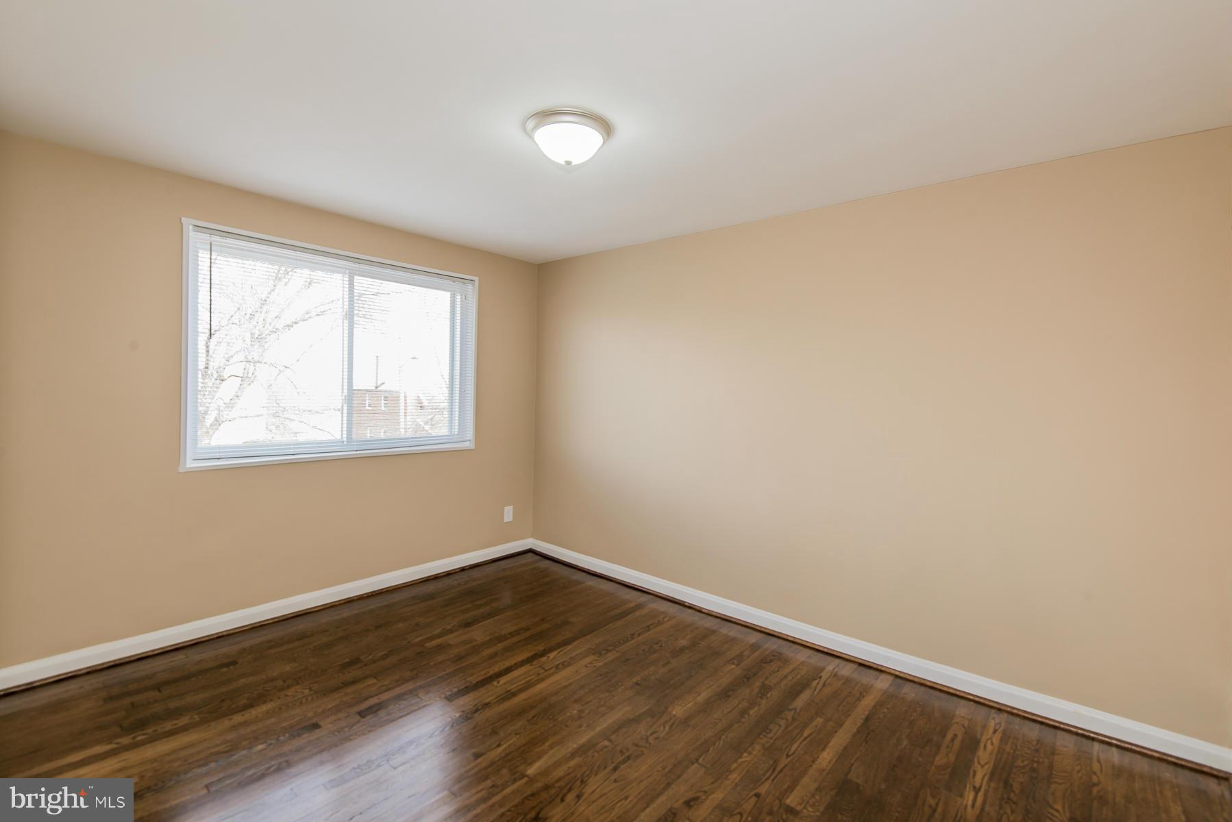 5431 Whitlock Road Baltimore, MD 21229 - Photo 15 of 28 Bedroom