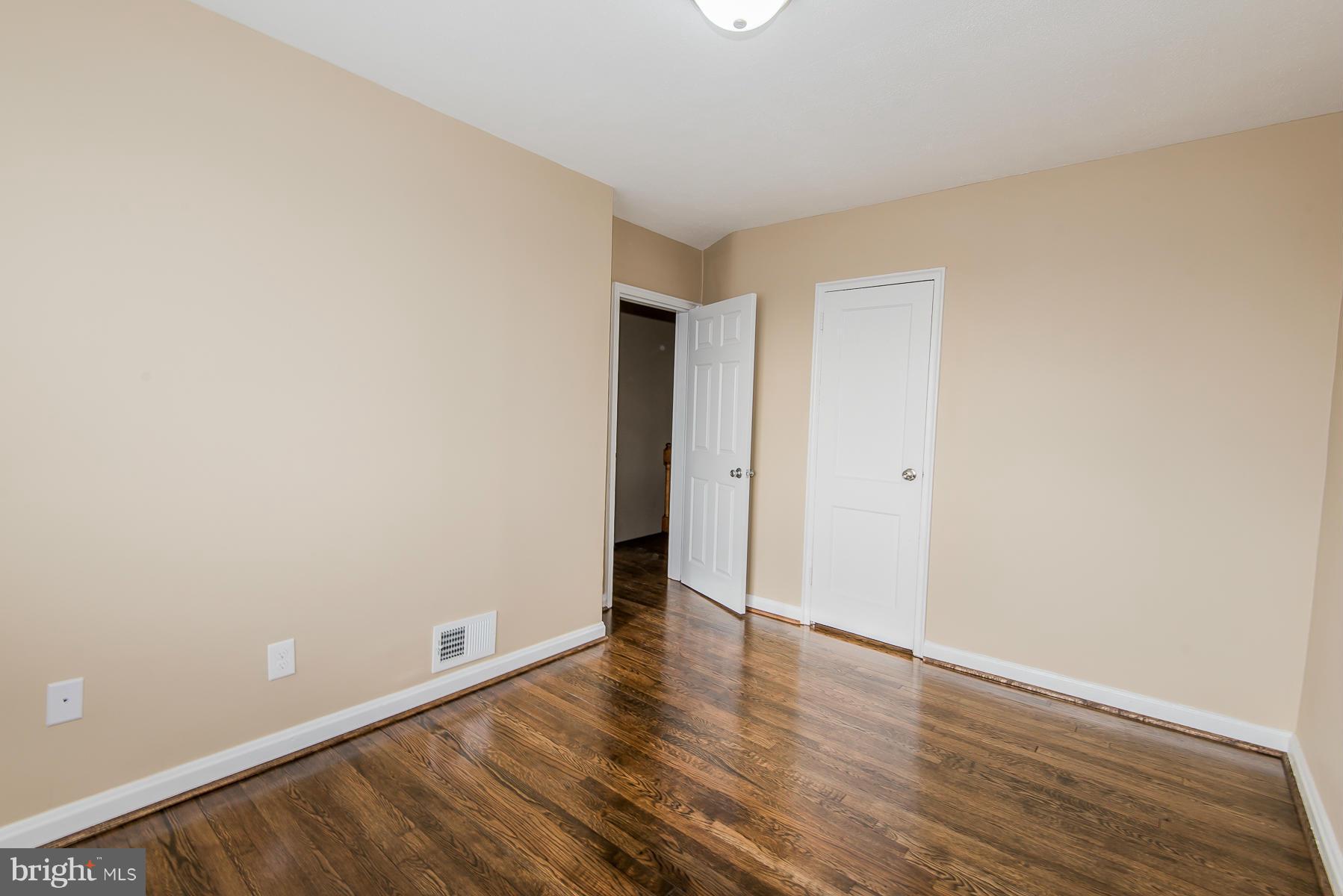 5431 Whitlock Road Baltimore, MD 21229 - Photo 18 of 28 Bedroom
