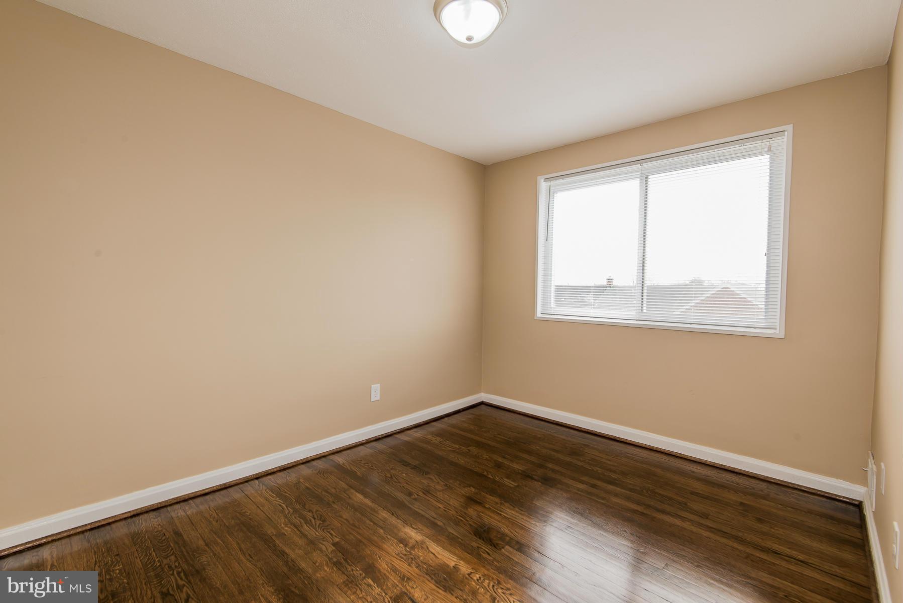 5431 Whitlock Road Baltimore, MD 21229 - Photo 19 of 28 Bedroom