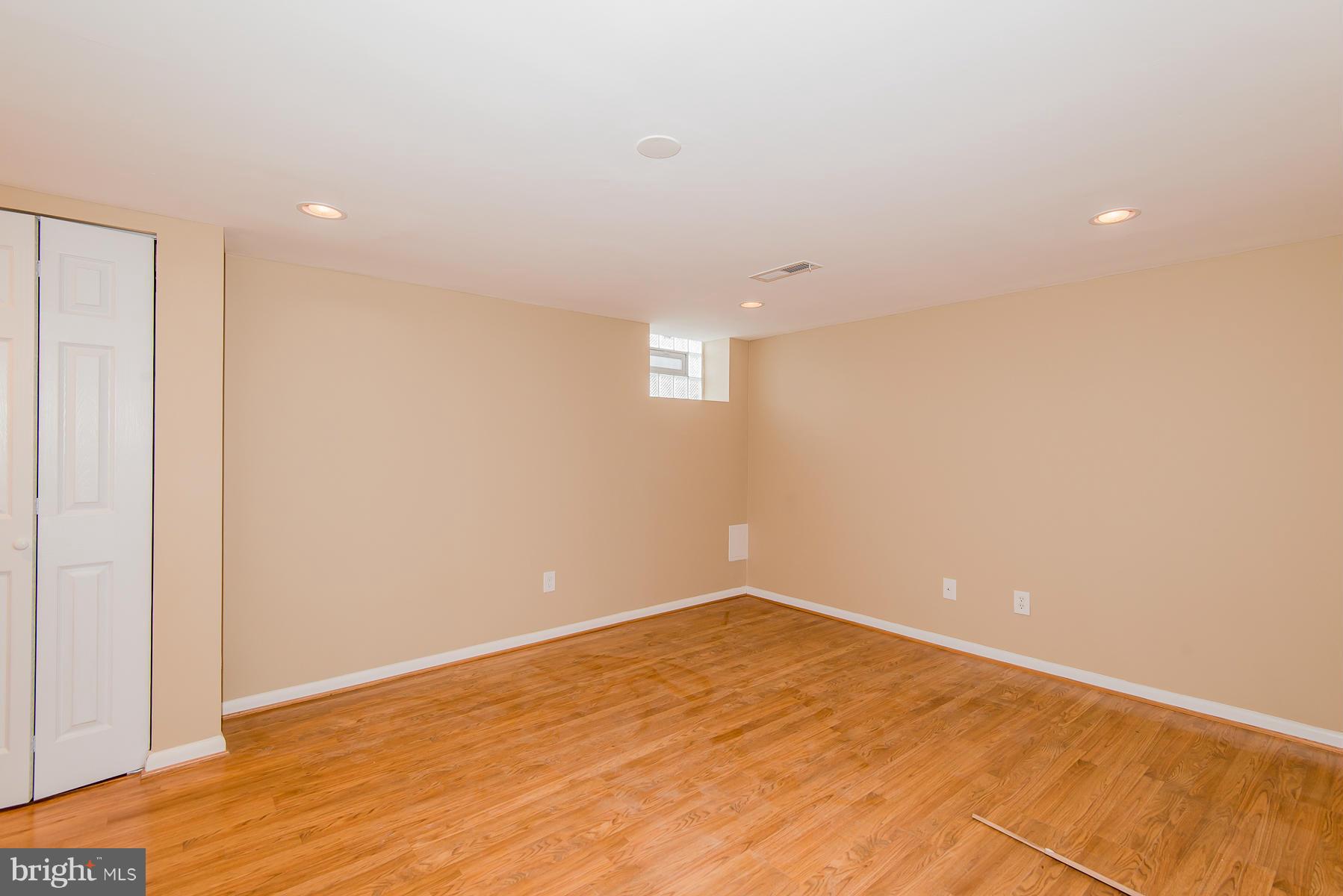 5431 Whitlock Road Baltimore, MD 21229 - Photo 22 of 28 Basement