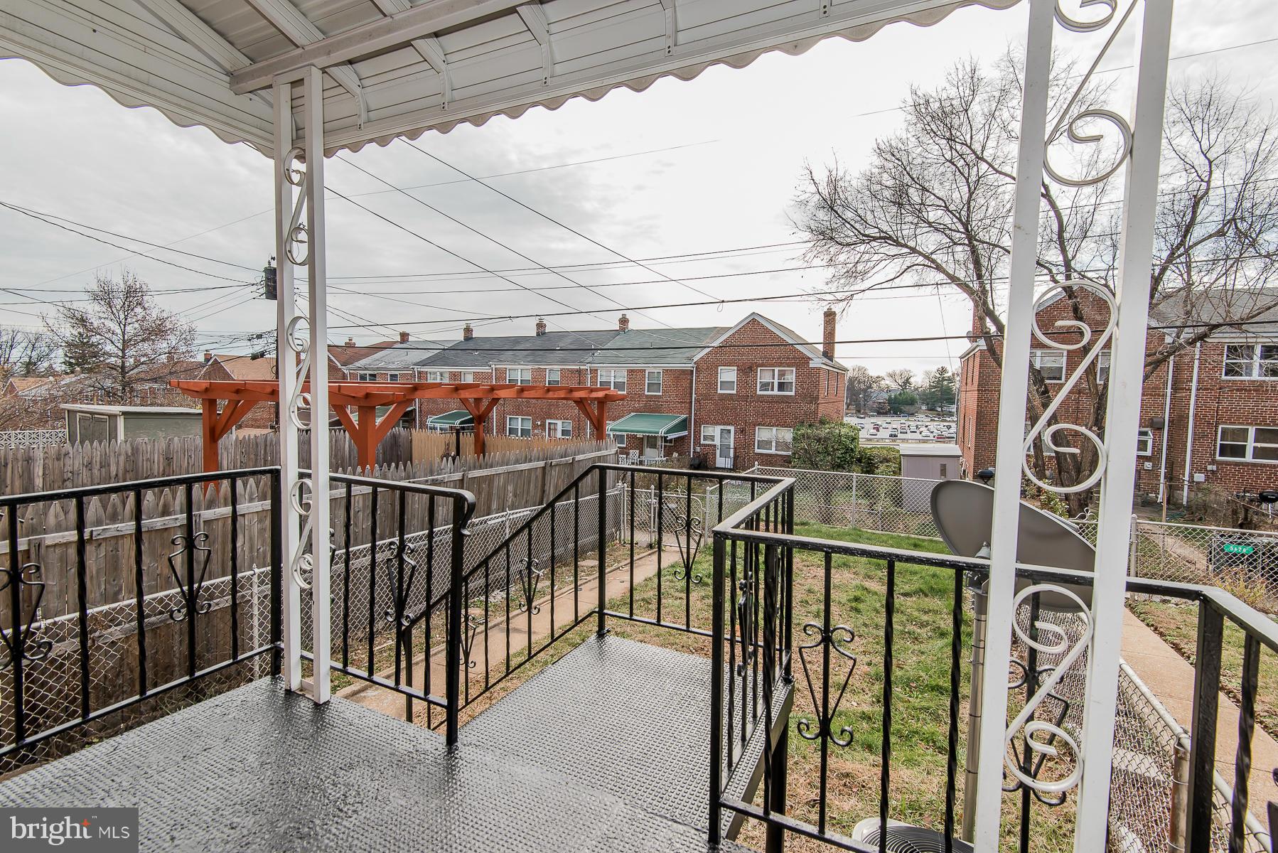 5431 Whitlock Road Baltimore, MD 21229 - Photo 25 of 28 Exterior (Rear)