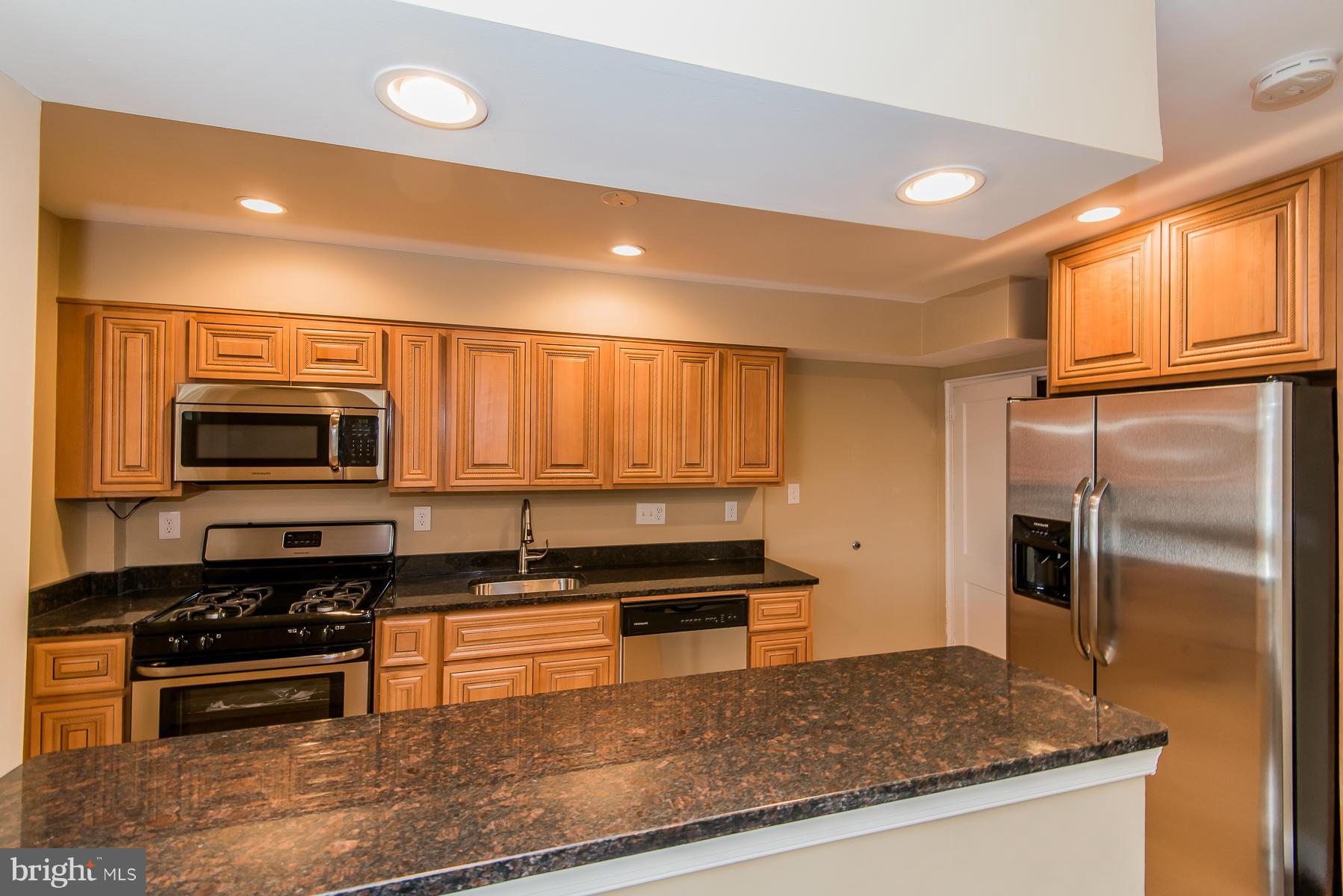 5431 Whitlock Road Baltimore, MD 21229 - Photo 8 of 28 Kitchen