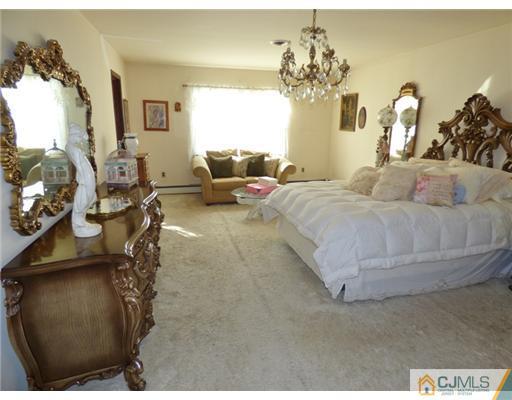 12 Sherwood Road Edison, NJ 08820 - Photo 14 of 23