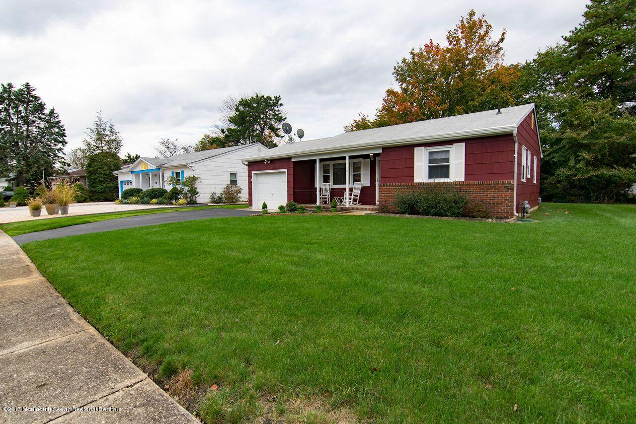 104 Georgetown Road Toms River, NJ 08757 - Photo 3 of 14 Front 2