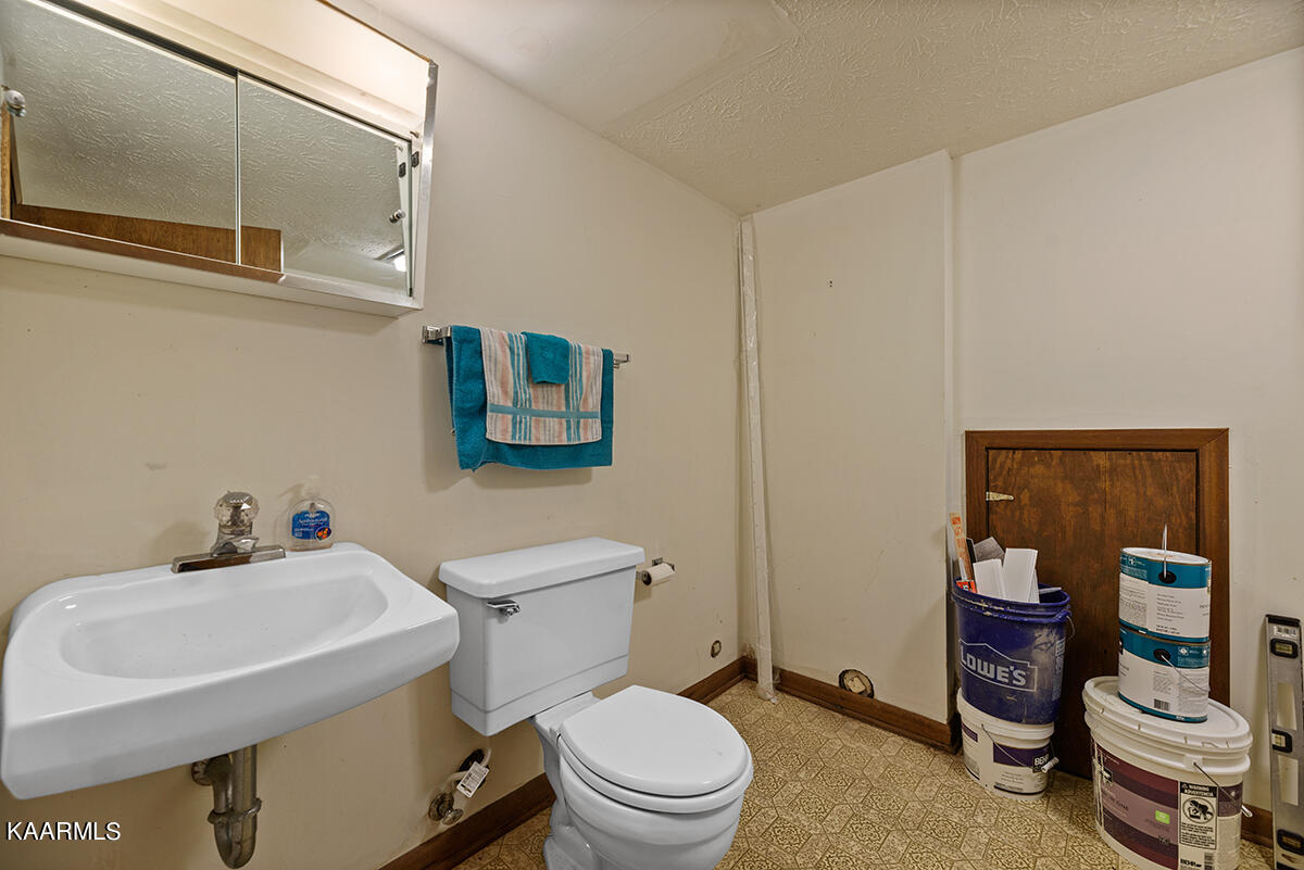 112 A Newhaven Road Oak Ridge, TN 37830 - Photo 22 of 28 DSC_4856