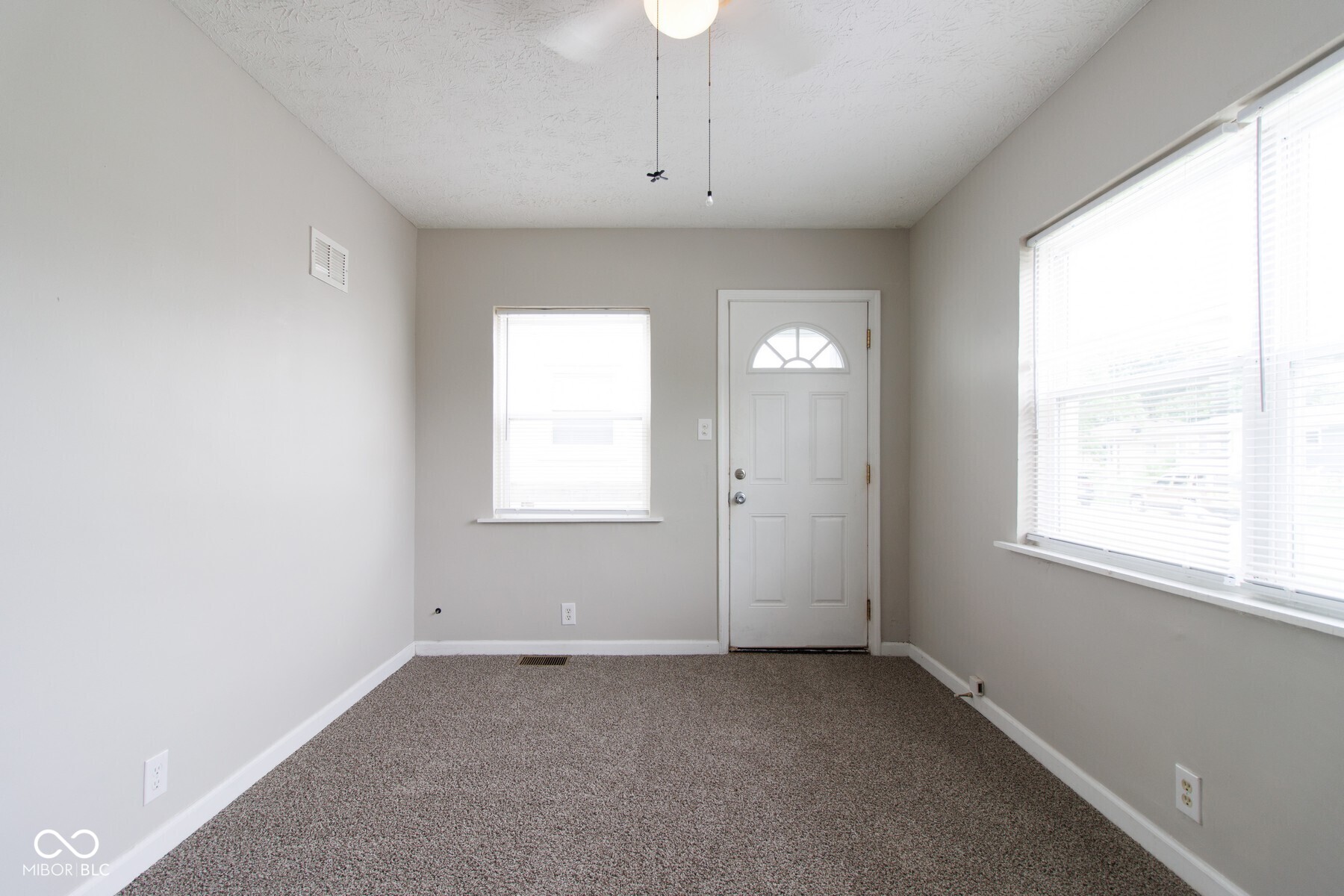 63 South 3rd Avenue Beech Grove, IN 46107 - Photo 3 of 15