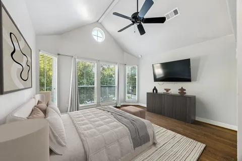 $495,000 | 220 East 8th Street, Houston, TX 77007