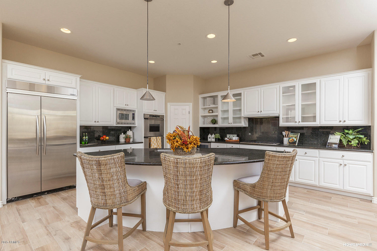 9128 East Mountain Spring Road Scottsdale, AZ 85255 - Photo 8 of 25 Kitchen