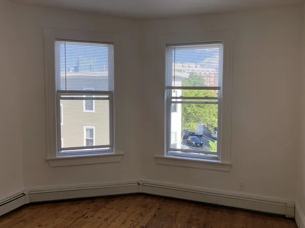 $4,275 | 56 Portsmouth Street, Unit 3, Cambridge, MA 02141
