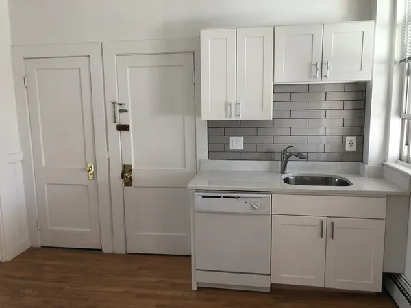 $4,275 | 56 Portsmouth Street, Unit 3, Cambridge, MA 02141