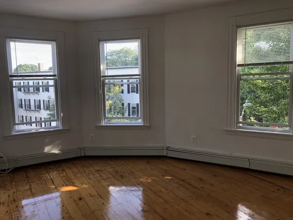 $4,275 | 56 Portsmouth Street, Unit 3, Cambridge, MA 02141