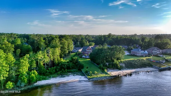 $1,250,000 | 240 Drake Landing, New Bern, NC 28560