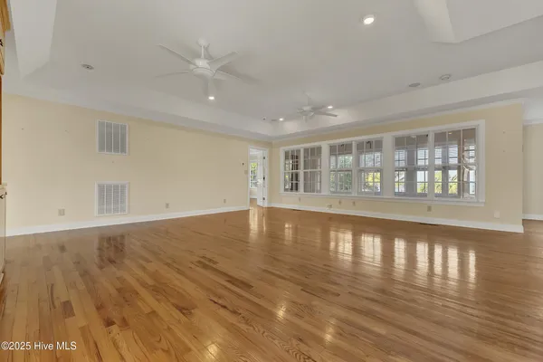 $1,250,000 | 240 Drake Landing, New Bern, NC 28560