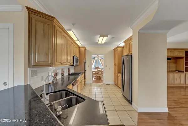 $1,250,000 | 240 Drake Landing, New Bern, NC 28560