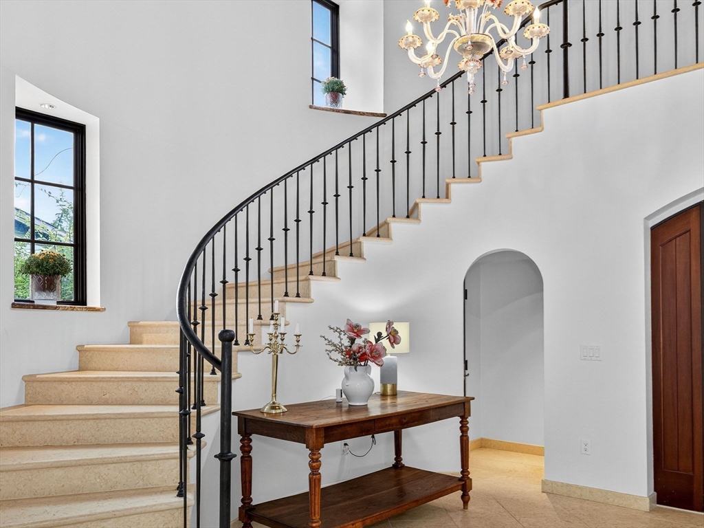18 Middlesex Street Winchester, MA 01890 - Photo 8 of 32