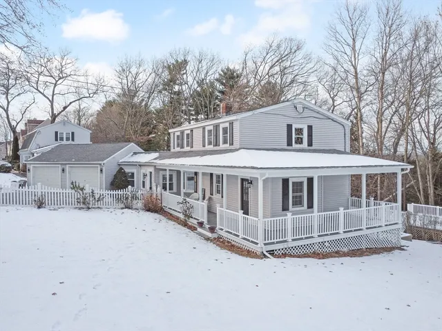 $699,000 | 255 Oakland Avenue, Methuen, MA 01844