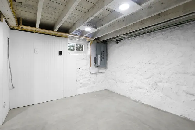 $699,000 | 255 Oakland Avenue, Methuen, MA 01844