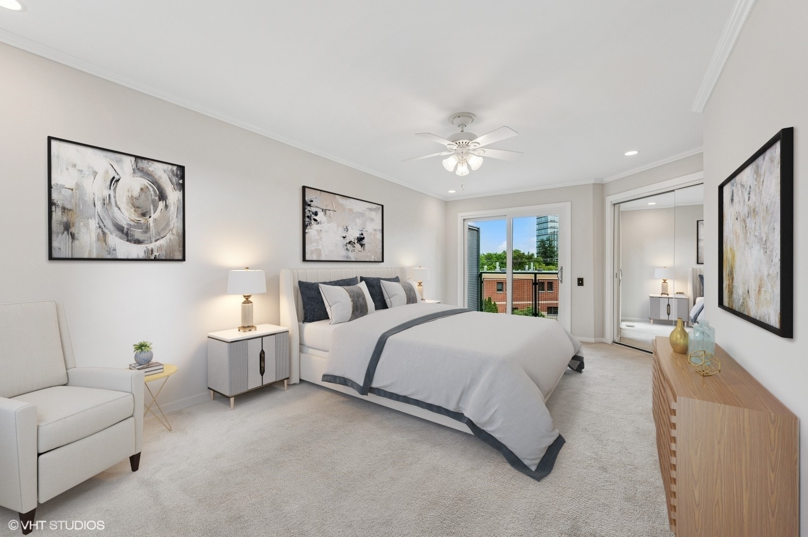 1889 Maple Avenue, Unit W10 Evanston, IL 60201 - Photo 10 of 22 a spacious bedroom with a bed and a large window