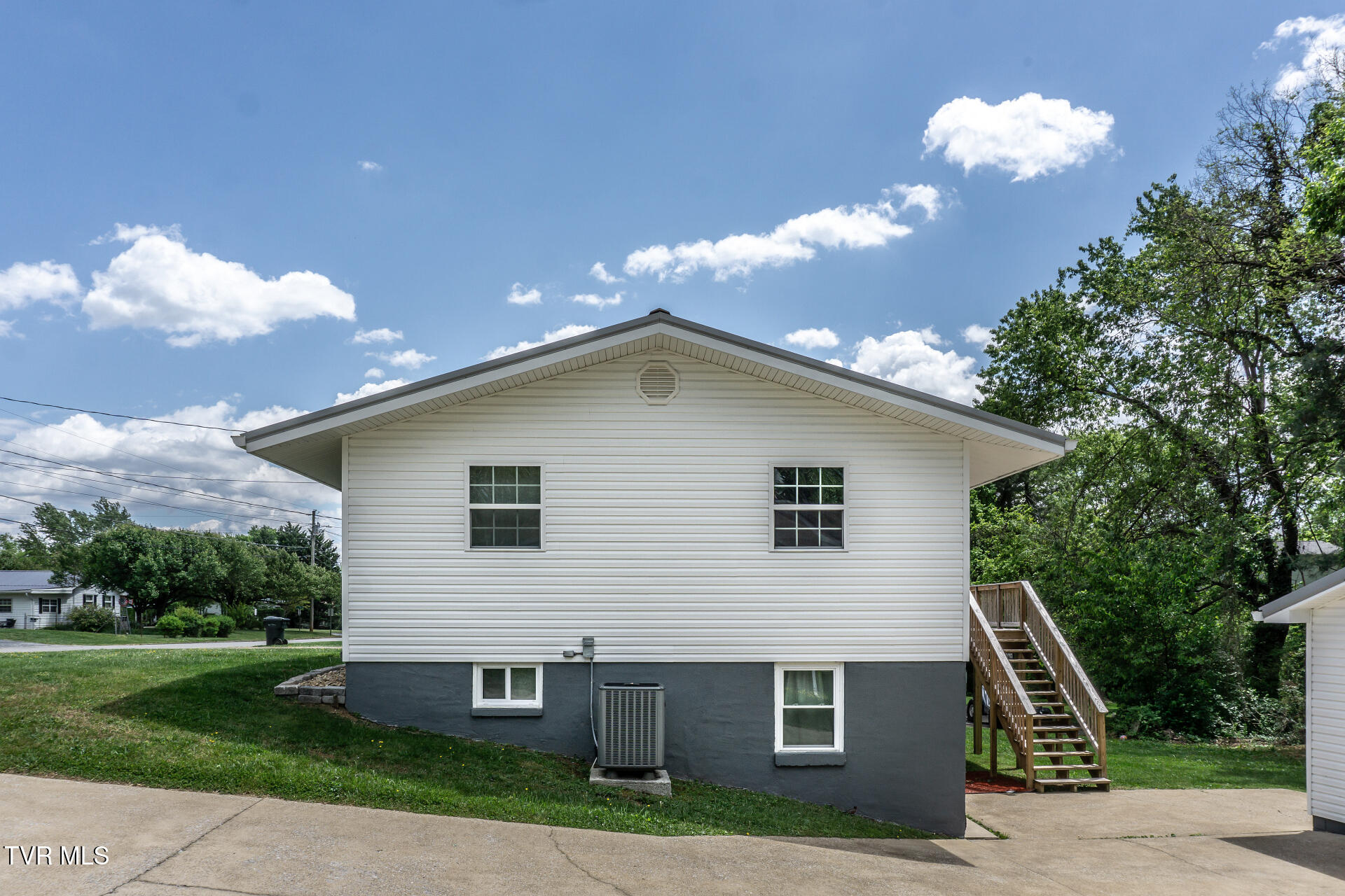 114 Mayor Avenue Greeneville, TN 37745 - Photo 68 of 71 114MayorAveG_004