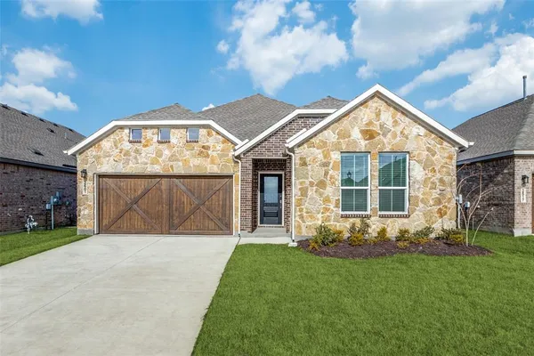 $2,400 | 2601 Lost Crk Way, Celina, TX 75009