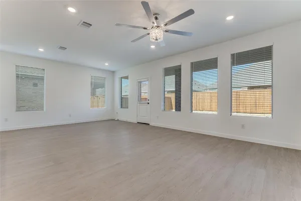 $2,400 | 2601 Lost Crk Way, Celina, TX 75009