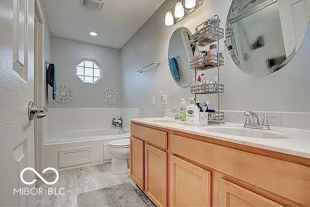 $373,000 | 6679 Amherst Way, Zionsville, IN 46077